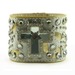 Cross_cuff_thumb